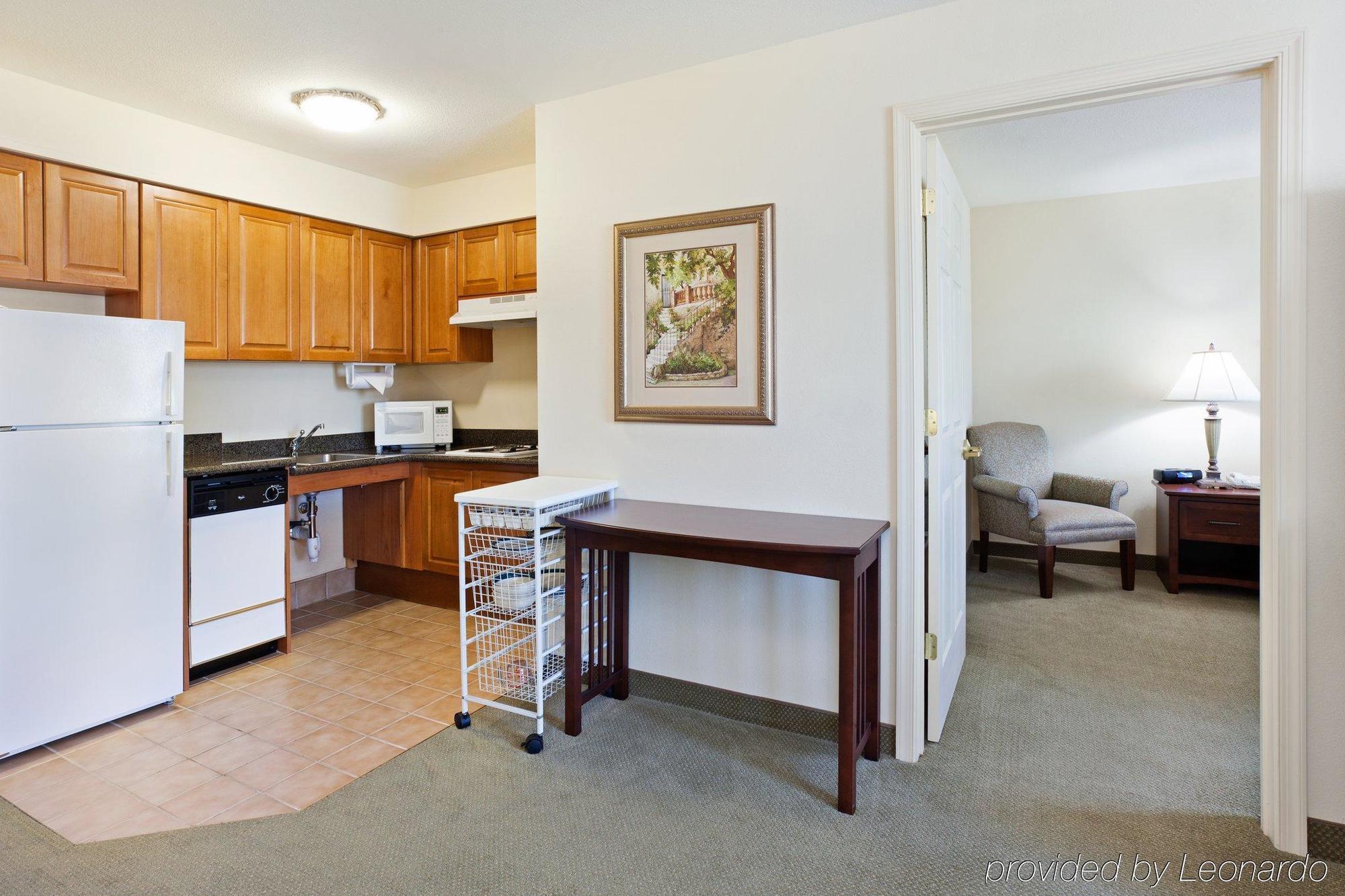 Staybridge Suites - Charlotte Ballantyne By Ihg חדר תמונה