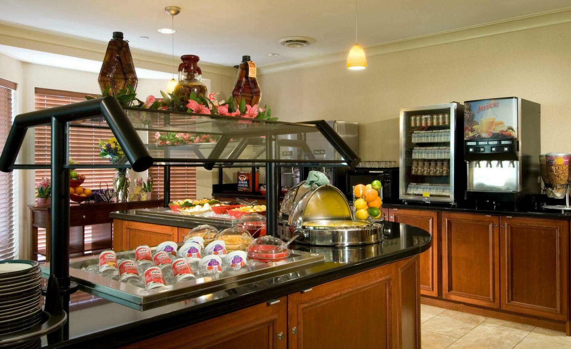 Staybridge Suites - Charlotte Ballantyne By Ihg מראה חיצוני תמונה