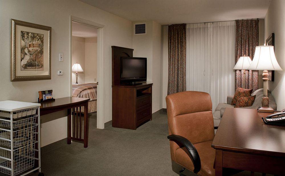 Staybridge Suites - Charlotte Ballantyne By Ihg מראה חיצוני תמונה