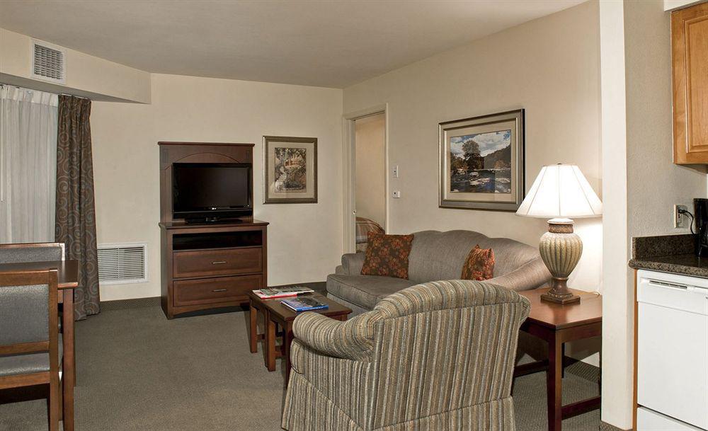 Staybridge Suites - Charlotte Ballantyne By Ihg מראה חיצוני תמונה