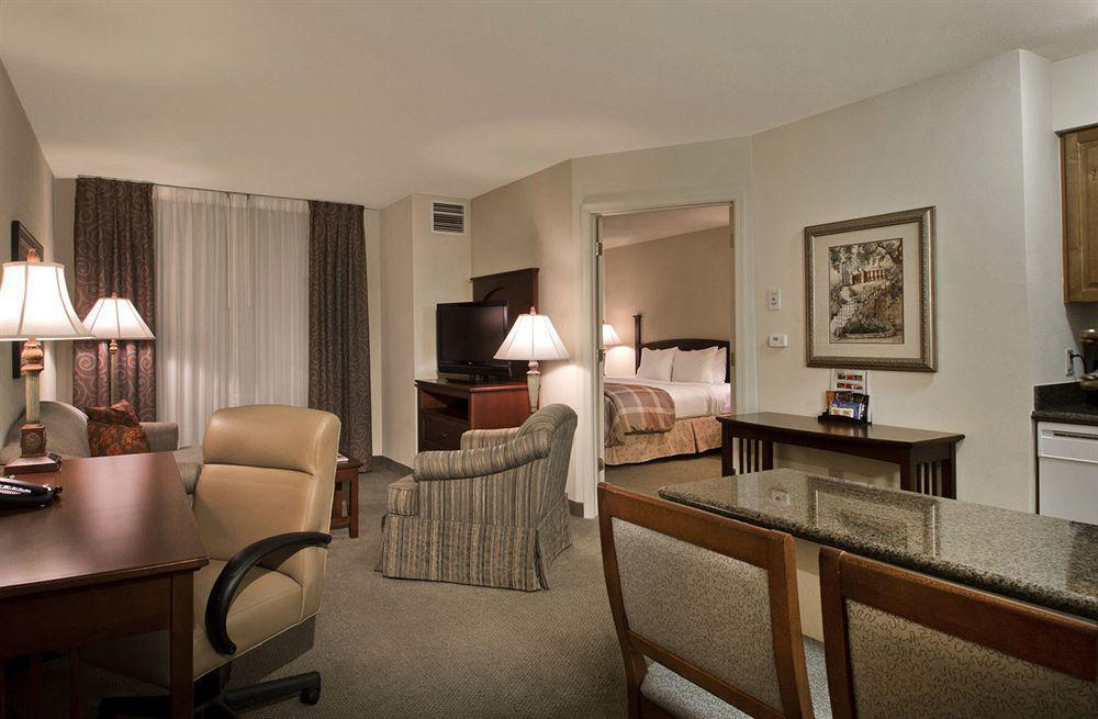 Staybridge Suites - Charlotte Ballantyne By Ihg מראה חיצוני תמונה